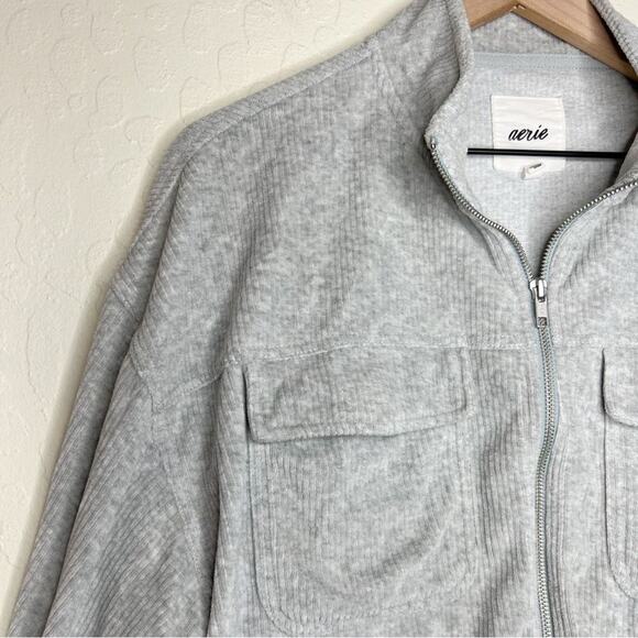 aerie Groove-On Velour Full Zip Sweatshirt size Large Light Gray Cropped Soft - Picture 12 of 13